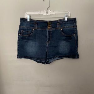 COLOR SWACH SHORT FOR WOMAN